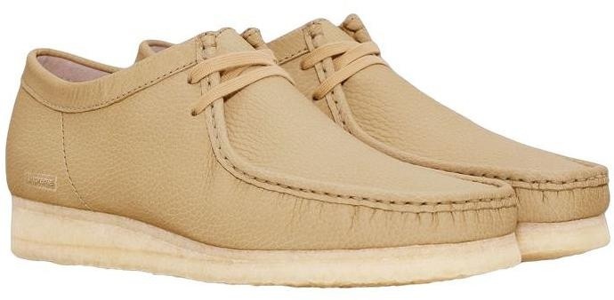 Supreme®/Clarks Originals® Reflective Wallabee® view 22